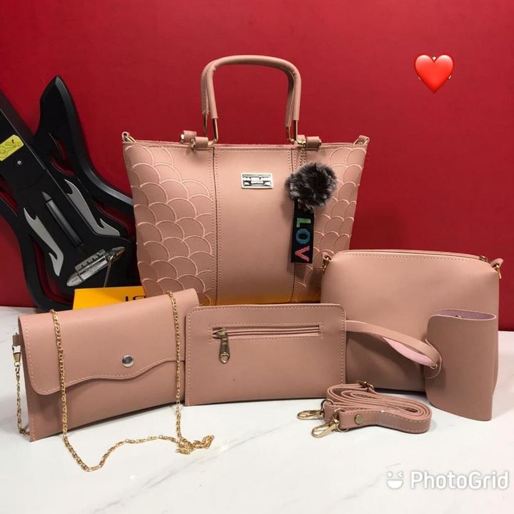 👜👜 *NEW COLLECTION*👜👜

*5PCS COMBO DAMILAMO*

THE BEST QUALITY

1) *MAIN BAG WITH BACK CHAIN*
2) uploaded by business on 12/18/2021