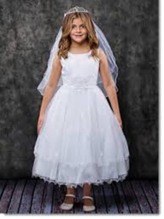 Post image I want 1 Pieces of Need holy communion dress for 11 year Girl in white colour.
Chat with me only if you offer COD.
Below are some sample images of what I want.