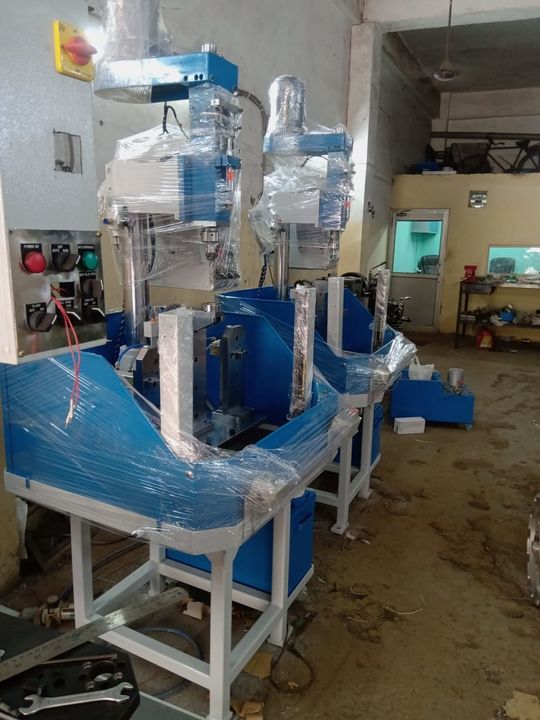 Multi driling /tapping machine uploaded by business on 12/20/2021