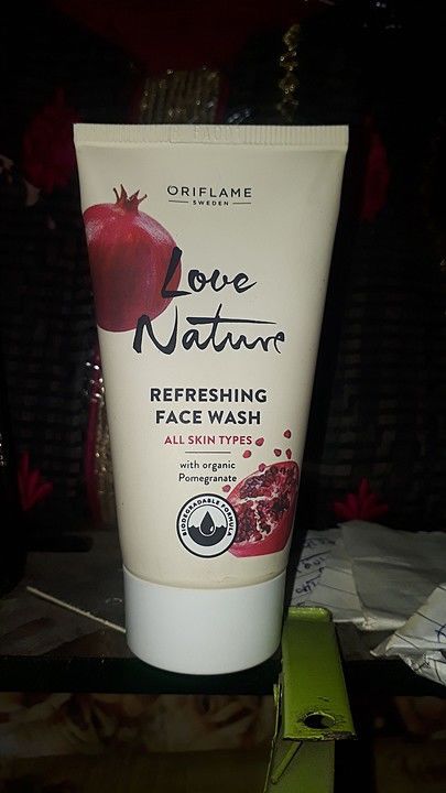 Oriflame pomegranate love nature face wash mrp 199 rs just in 129 rs uploaded by business on 9/26/2020