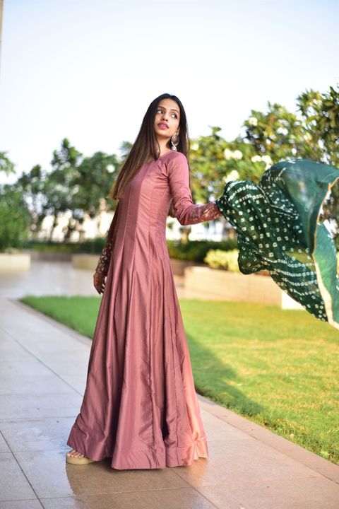 Gowns  uploaded by Sanvi Fashion hub on 12/22/2021
