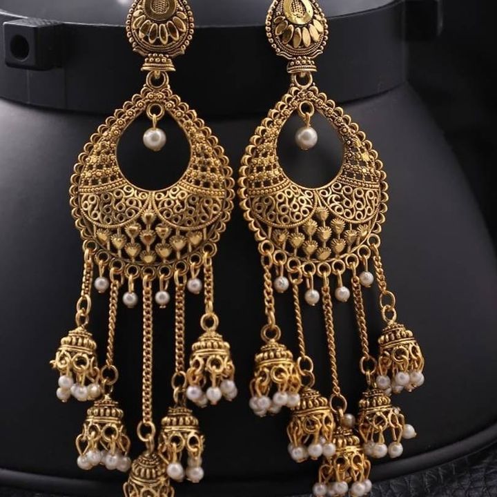 Bollywood style earrings for girls uploaded by business on 12/22/2021