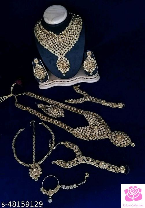 Traditional Bridal Jewellery Set uploaded by Devin on 12/22/2021