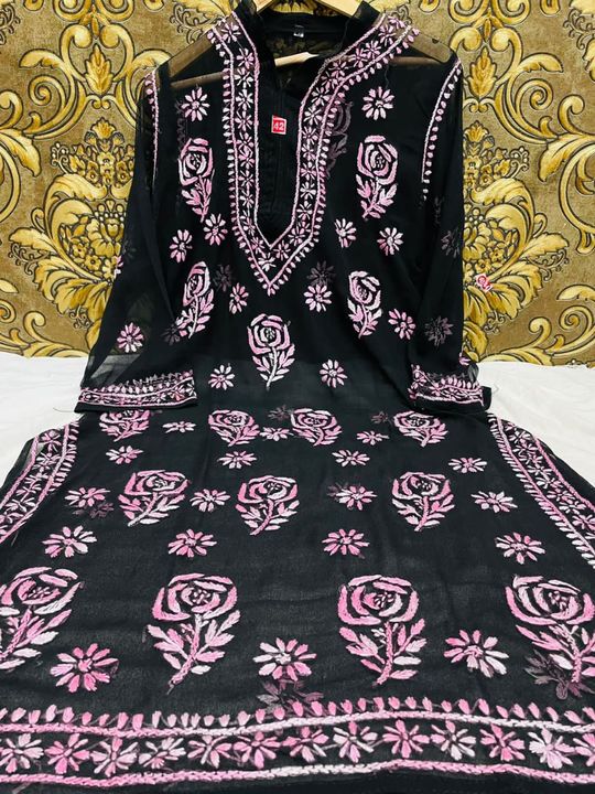 Post image *Shubha's Chikankari Georgette Multi Thread Rose Kurti*
Length-46Size-38,40,42,44,46
*Price-925/-*