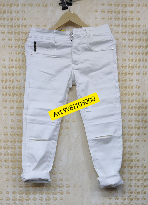 Jeans 👖 uploaded by Shri asharam traders on 12/23/2021