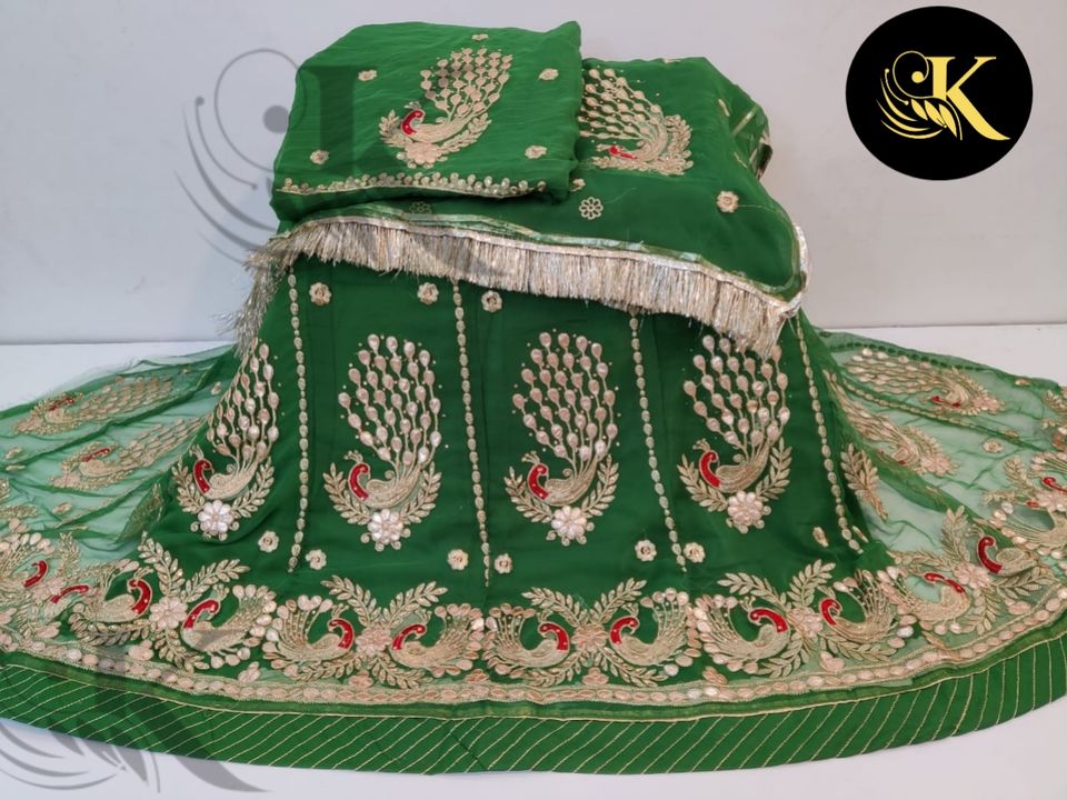 Rajasthani rajputi poshak. uploaded by Jewellery and sarees seller on 12/25/2021