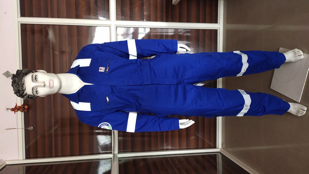 Fire retardent coverall uploaded by business on 12/25/2021