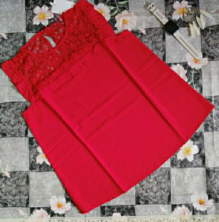 Red Sleeveless Top uploaded by Elated on 12/25/2021