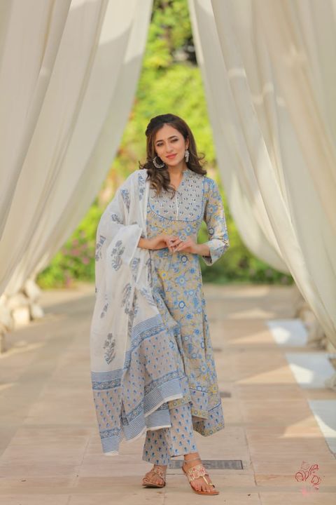 *Beautiful Cotton Umbrella Kurti with Pants and Dupatta* uploaded by SAS Traders on 12/26/2021