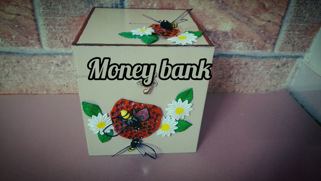 Money bank/Treasure box uploaded by business on 12/27/2021