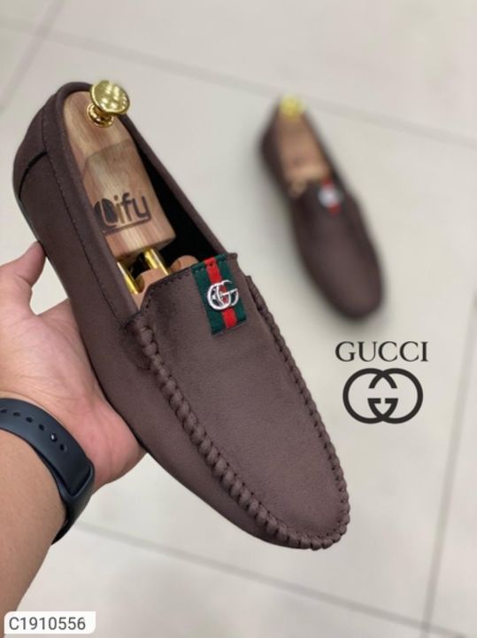 Men casual loafers uploaded by Trending dour on 12/28/2021