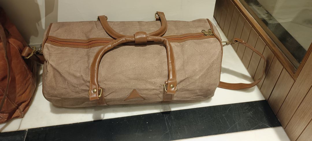 Duffle bag  uploaded by Mojari the juti store on 12/29/2021
