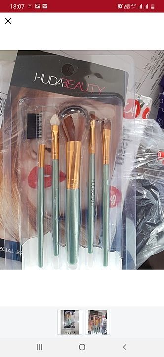 Huda beauty brushes uploaded by business on 9/27/2020