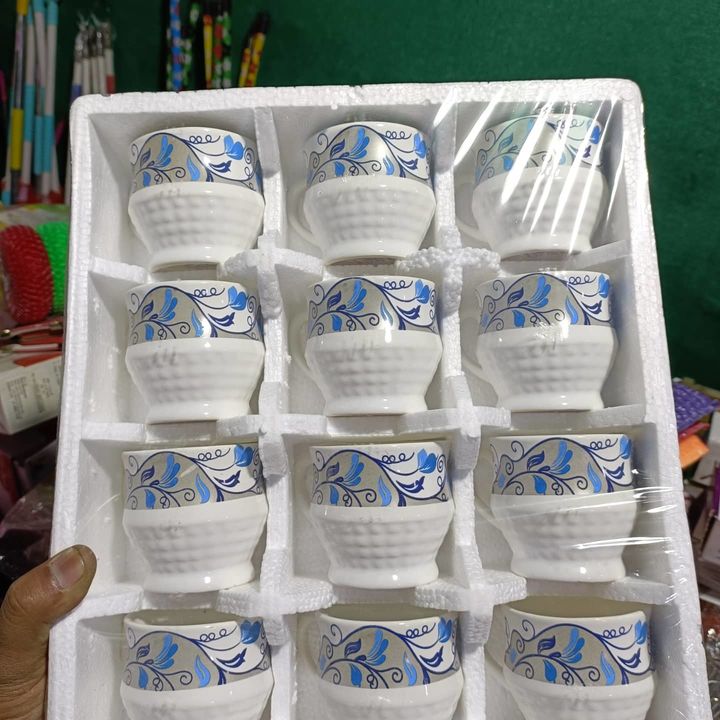 12 pcs cup set uploaded by Famous Traders on 12/30/2021