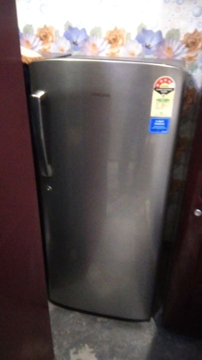 Samsung 192 Liter single door fridge market price 15800 uploaded by LIMRA ELECTRONICS on 12/31/2021