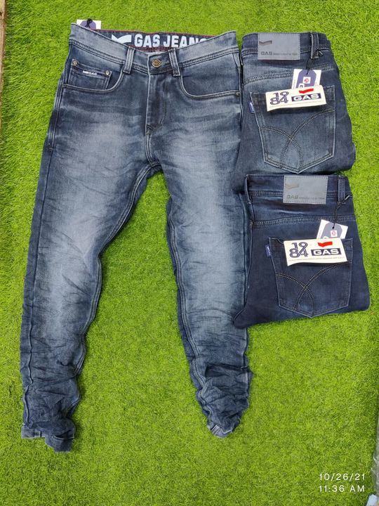 Post image Hyderabad Se koi Manufacturers hai jo mujhe mens Jeans Provide kare jo maine sample niche diye hai mujhko whatsApp kare 8888991778