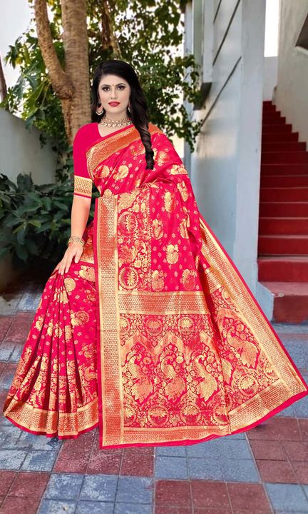 Product uploaded by Sonakshi Sarees on 1/1/2022