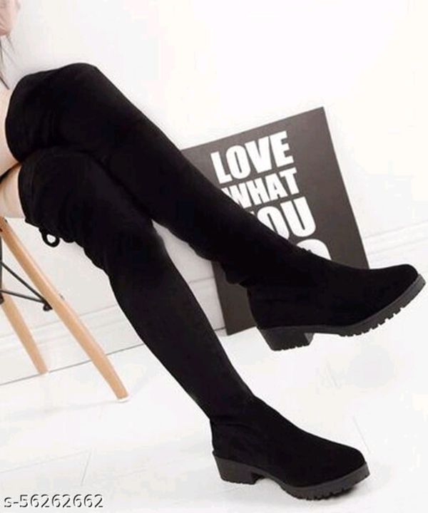 Latest women Boot uploaded by Shopping moll aur electronics  on 1/1/2022