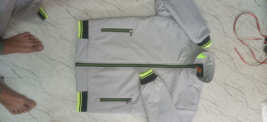 Zipper jacket  uploaded by business on 1/1/2022