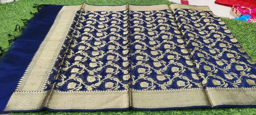 Banasri silk dupatta uploaded by Priya Accessories on 1/2/2022