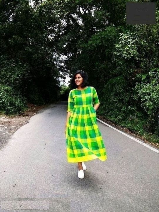 Post image Fabric : Khadi Cotton

Sleeve Length : Three-Quarter Sleeves

Pattern : Checked

Combo of : Single

Sizes : S (Bust Size: 36 in Size Length: 48in)

M (Bust Size : 38 in Size Length: 48in)

L (Bust Size : 40 in Size Length: 48in)

XL (Bust Size : 42 in Size Length: 48in)

XXL (Bust Size : 44 in Size Length: 48in)