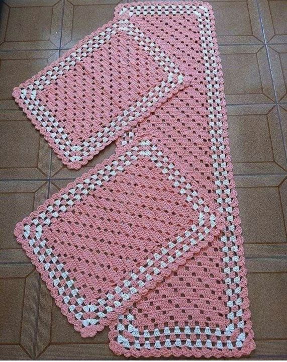 Floor mat uploaded by Handmade woollen on 1/3/2022