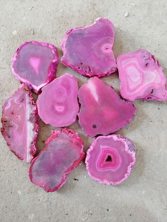 Pink agate slice20mm uploaded by business on 1/3/2022