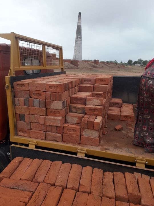 Bricks uploaded by Dawar Traders(building materials) on 1/3/2022