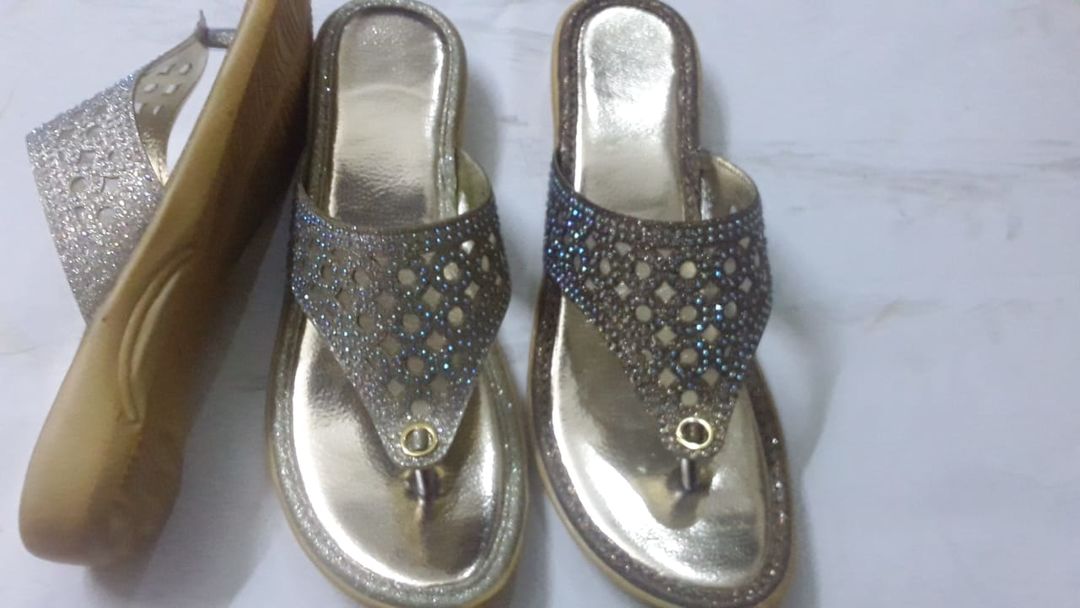 Product uploaded by Sanjana footwear on 1/4/2022