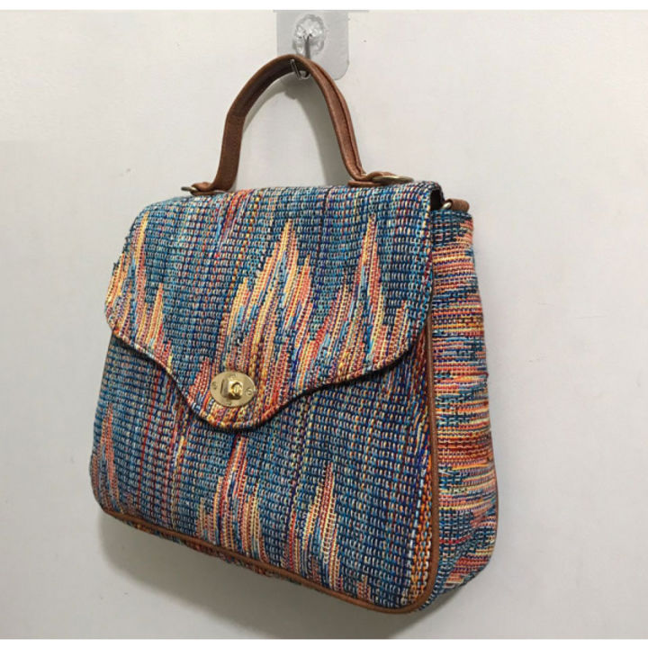 Fashionable Jacquard Printed Sling Bag/ Handbag For Women & Girls ❤

 uploaded by Craferia Export on 1/4/2022