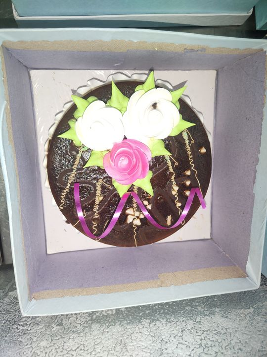 Chocolate cake  uploaded by Krishna Sweets And Bakery on 1/4/2022