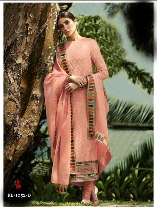 Product uploaded by Agarwal Fashion  on 1/5/2022