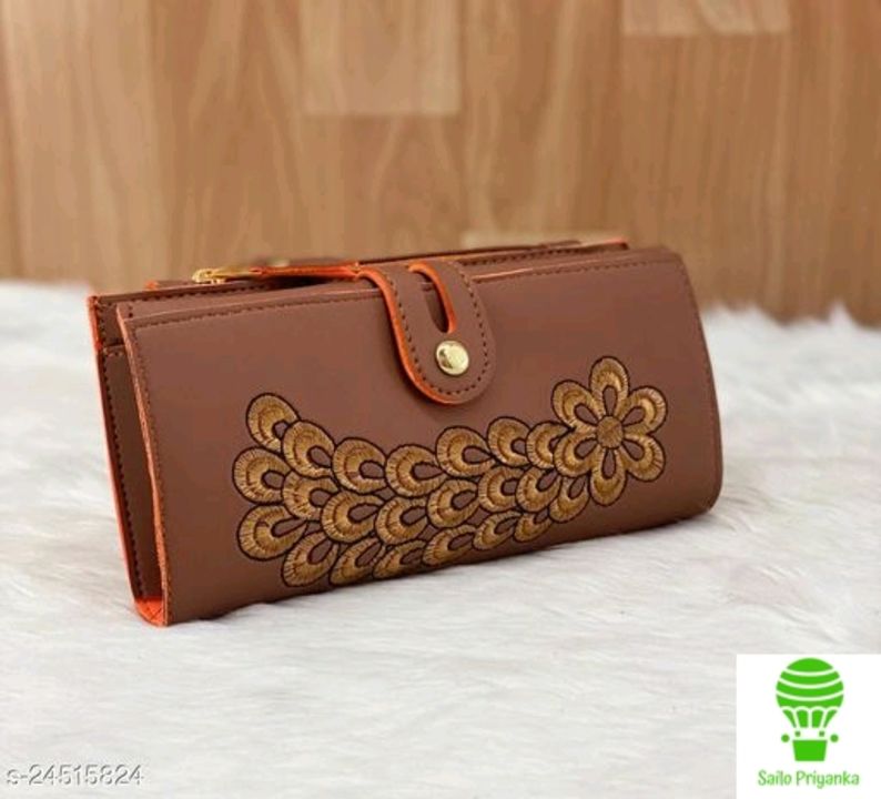 Attractive Women's Green PU Wallet
Material: PU
 No. of Compartments: 2
 Multipack: 1
 Sizes: Free S uploaded by Meesho on 1/5/2022