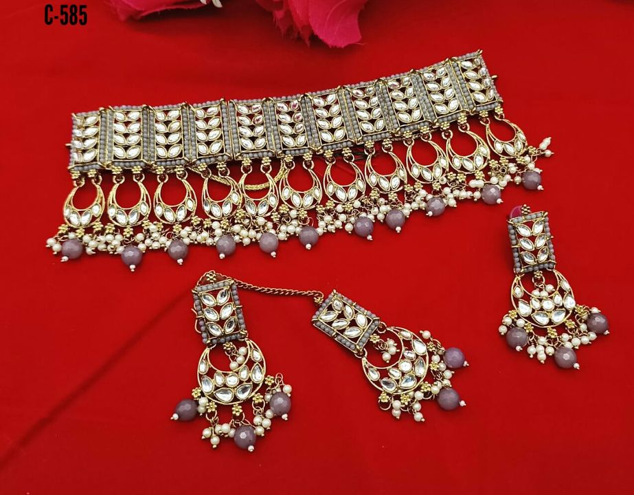 High Quality Heavy Kundan and Diamond Jewellery Set Only uploaded by RADHA RANI COLLECTION on 1/5/2022