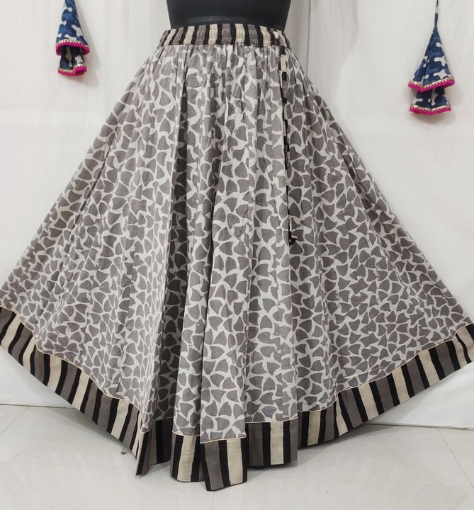 Product image of Cotton skirt, price: Rs. 999, ID: cotton-skirt-af3df4a6