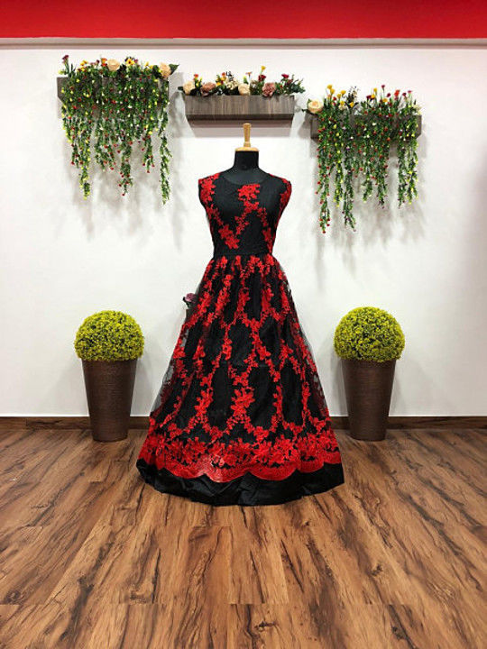Beautiful gown uploaded by Varuni fashion club on 9/29/2020