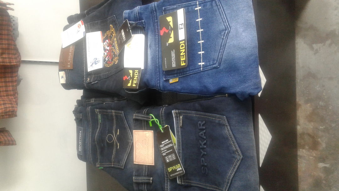 Product image with price: Rs. 800, ID: jeans-1de316e4