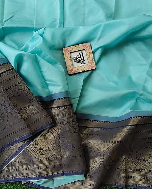 

FABRIC : SOFT LICHI SILK CLOTH.

 uploaded by Mayra collection on 9/29/2020