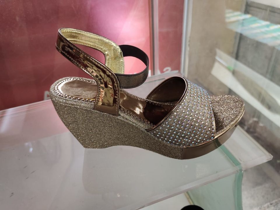 Wedge heel sandal uploaded by business on 1/8/2022