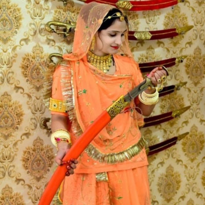 Post image जय माताजी की , खम्मा घणी सा,हमारी संसकर्ति हमारी पहचान ,राजपुताना की शान राजपूती पोशाक अर ज्वैलरी