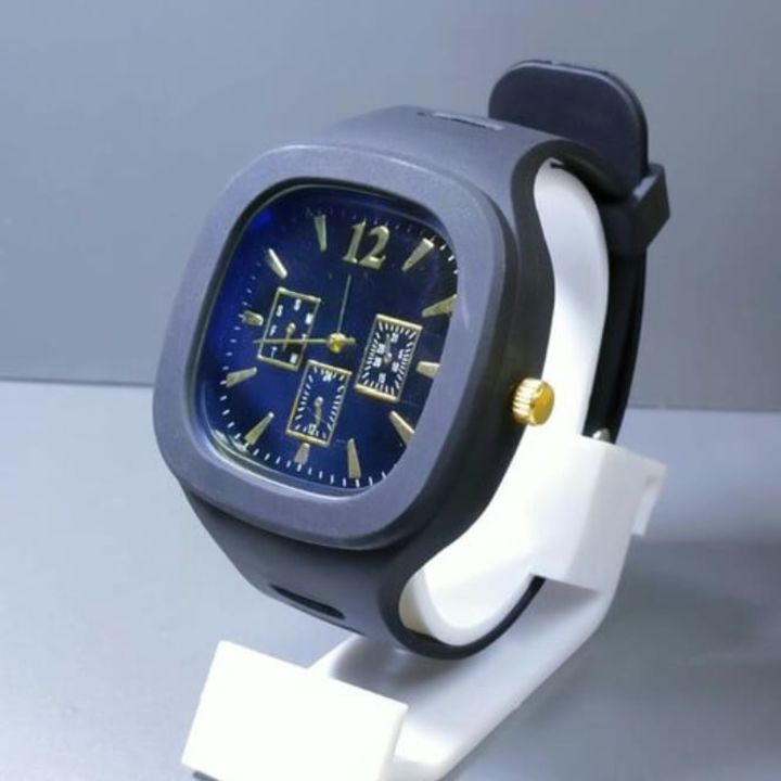 New Rubber men watches 
Strap uploaded by business on 1/10/2022
