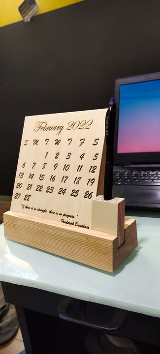 Tabel wooden calendar  uploaded by Raj Enterprises on 1/10/2022