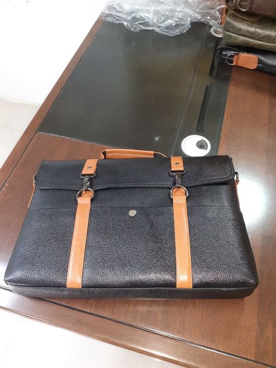 Leather laptop bag uploaded by Raj Enterprises on 1/10/2022