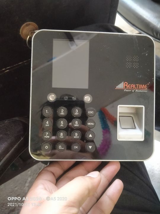 Real time biometric machine uploaded by Srps enterprises on 1/11/2022