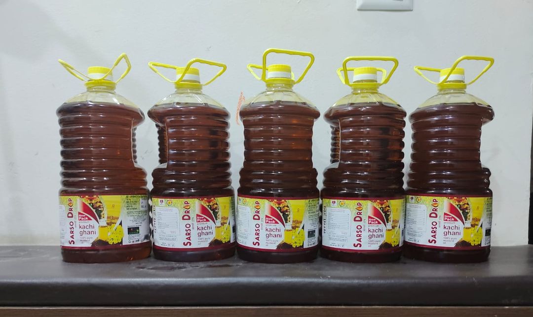 5 Ltr 100% pure sarso drop mustard oil uploaded by Shri Baburamji Gaur Green Oil Mill on 1/12/2022