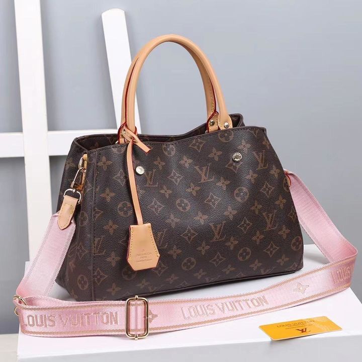 Louis vuitton bag uploaded by business on 1/12/2022