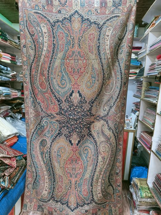 Woolen fabric kani cutting shwal uploaded by Dehqani Bros on 1/12/2022