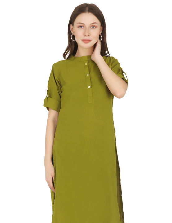 Solid Green kurti for women uploaded by Sayra Apparels Pvt Ltd on 1/12/2022