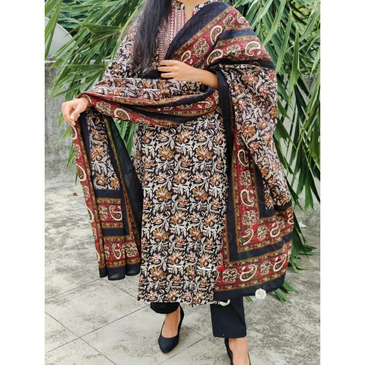 Kruti pent with beautiful Printed dupatta uploaded by Star treding collection on 1/12/2022