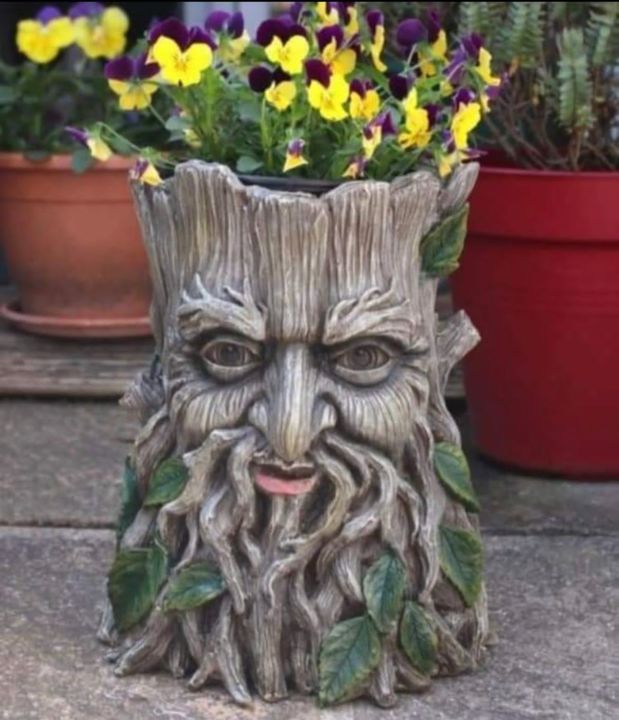 Tree planter pot uploaded by Mondal Handicrafts on 1/12/2022